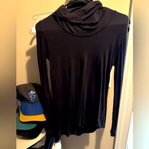 Cowl neck long top